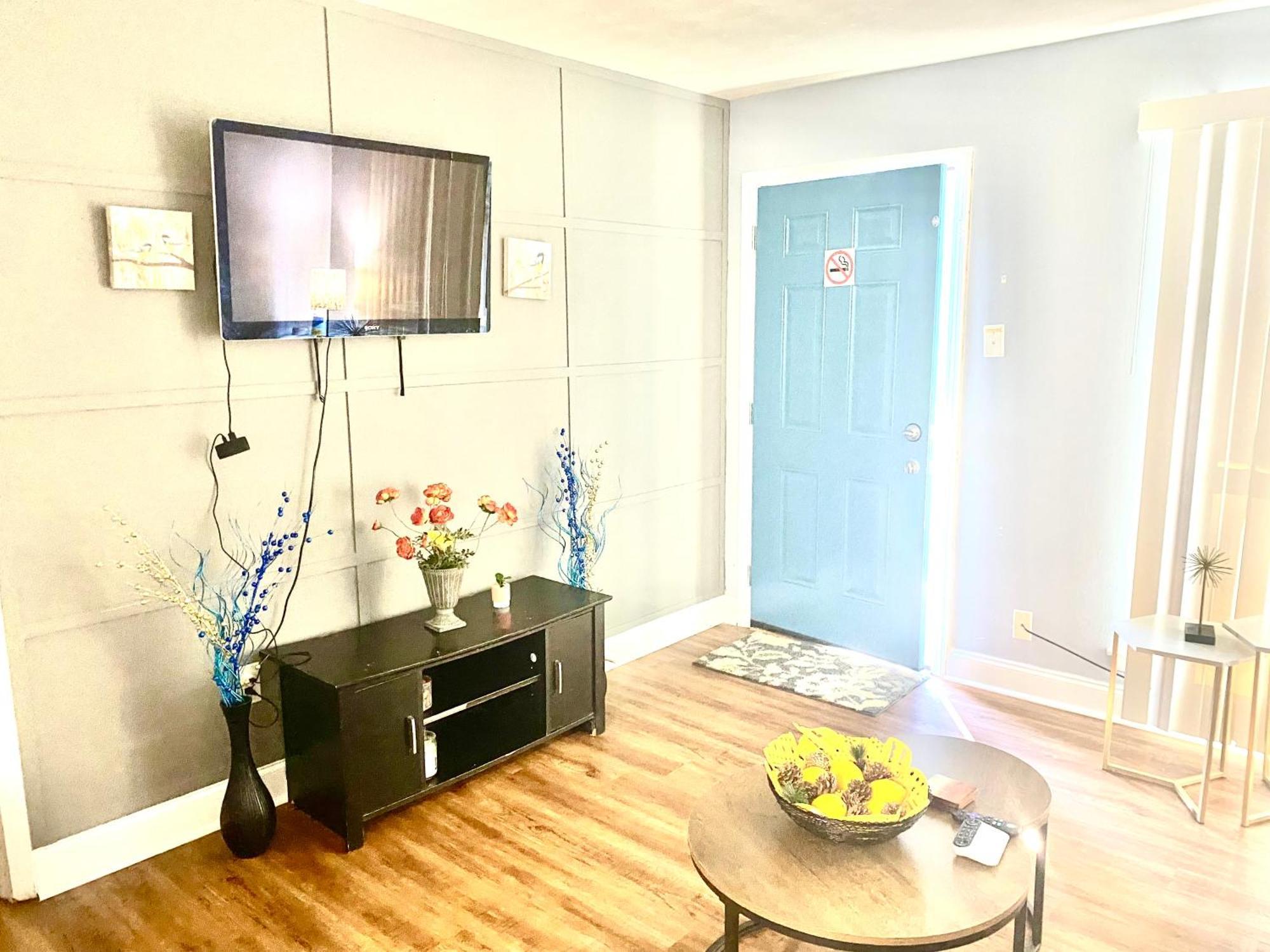 Near Rhodes College, Fedex Forum, Regional One, Uths-Renansant-Minglehall ממפיס מראה חיצוני תמונה